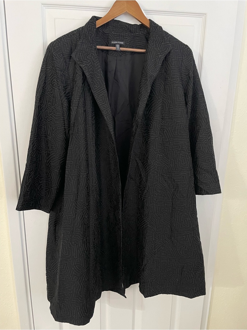Eileen Fisher Silk Blend Geometric Textured Mid-Length Coat Jacket Lined Black